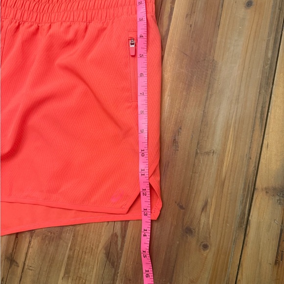 Asics Women's Vibrant Coral Athletic Running Shorts Size L - Picture 4 of 9